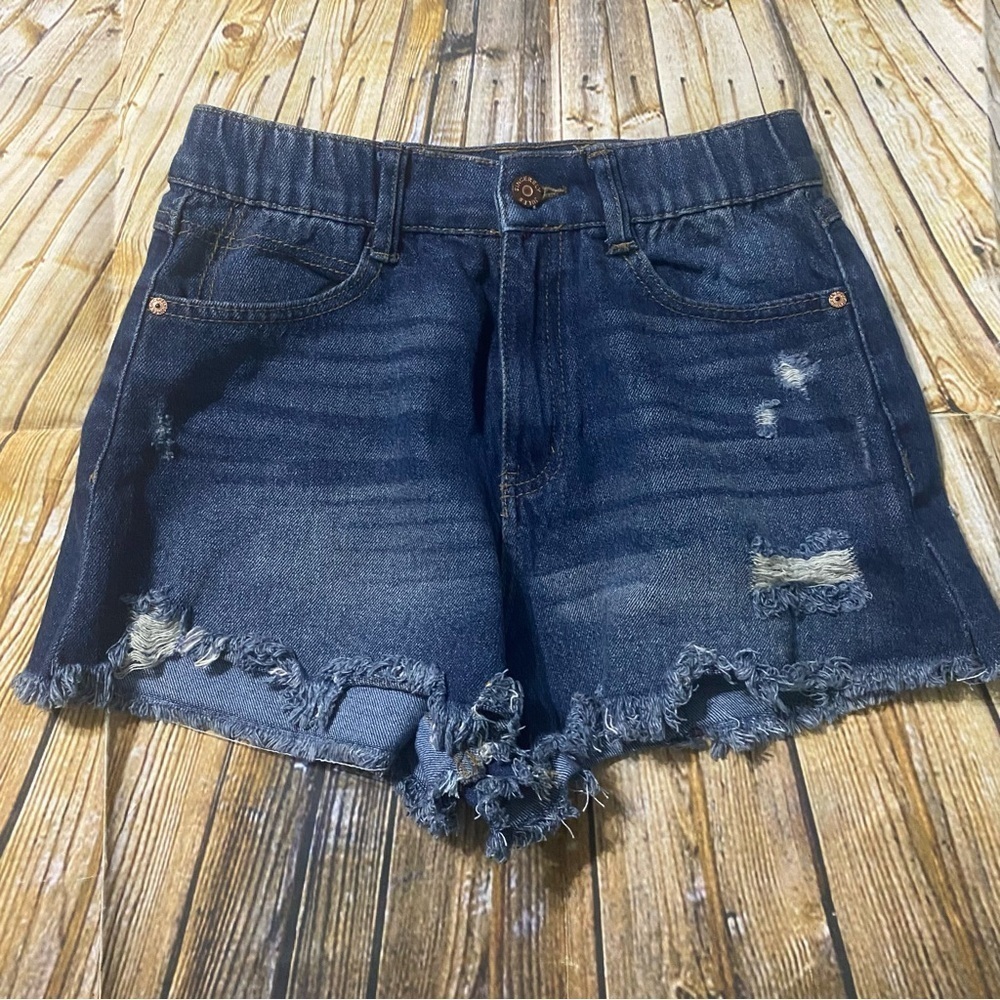 Sincerely Jules Medium Wash Distressed Stretch Cut Off Jean Shorts